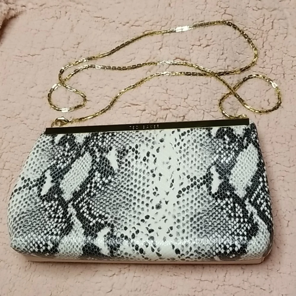 💕TED BAKER Reni Exotic Embossed Snakeskin Clutch